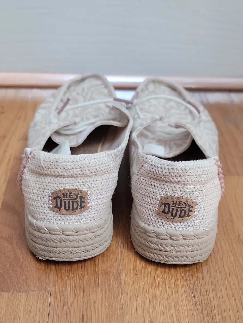 Hey Dude Women's Beige Patterned Espadrille Sneakers Shoes Slip On Size 10